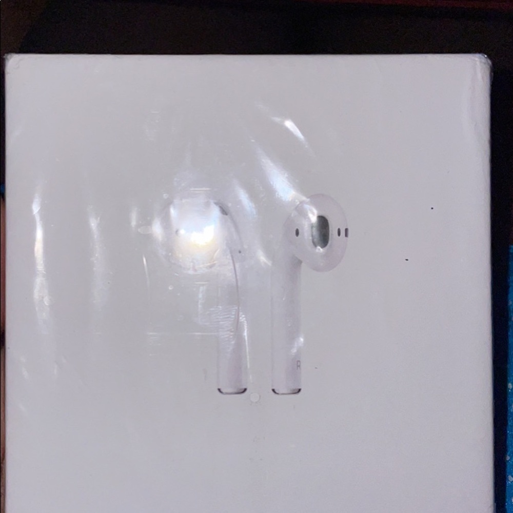 AirPods
